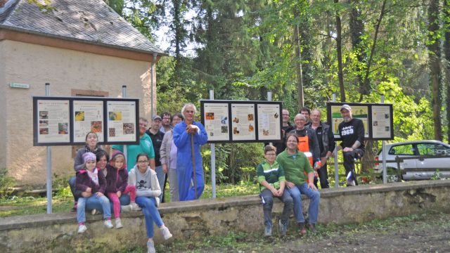 Die fleißigen Helfer um Peter Berger und Ralf Schröder Die fleißigen Helfer um Peter Berger und Ralf Schröder